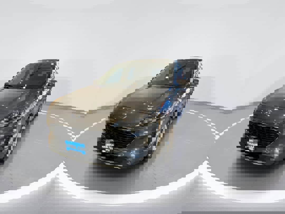 Used 2020 Ford Escape SE image 3