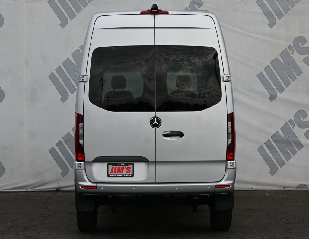 Used 2022 Mercedes-Benz Sprinter 2500 image 5