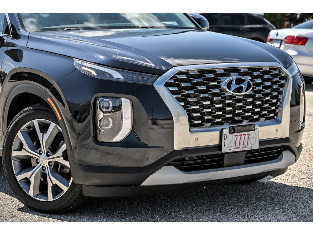 Used 2020 Hyundai Palisade SEL w/ Premium Package AWD/4WD image 3