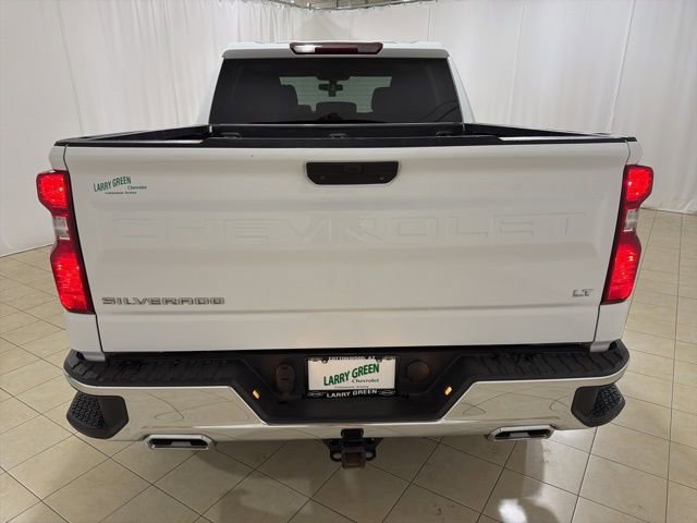 Used 2021 Chevrolet Silverado 1500 LT w/ Z71 Off-Road Package AWD/4WD image 4