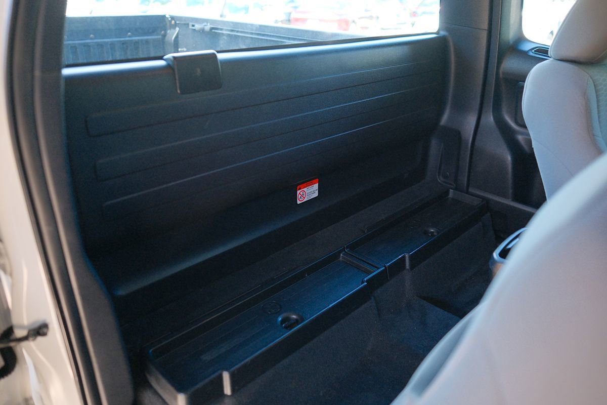 Used 2017 Toyota Tacoma SR RWD image 27