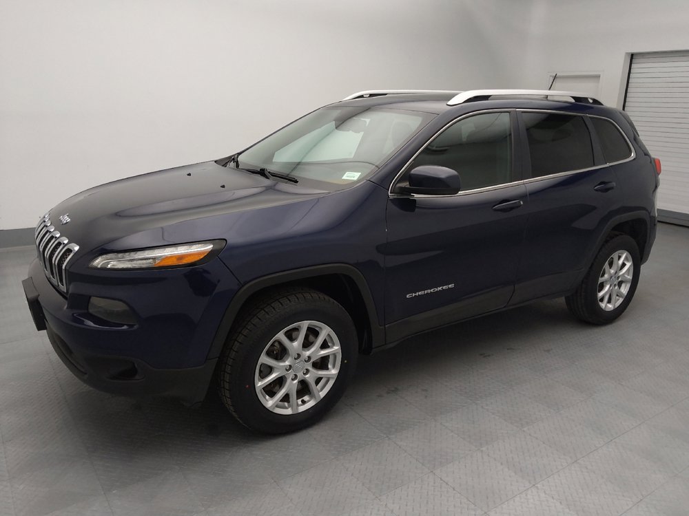 Used 2015 Jeep Cherokee Latitude w/ Comfort/Convenience Group image 2