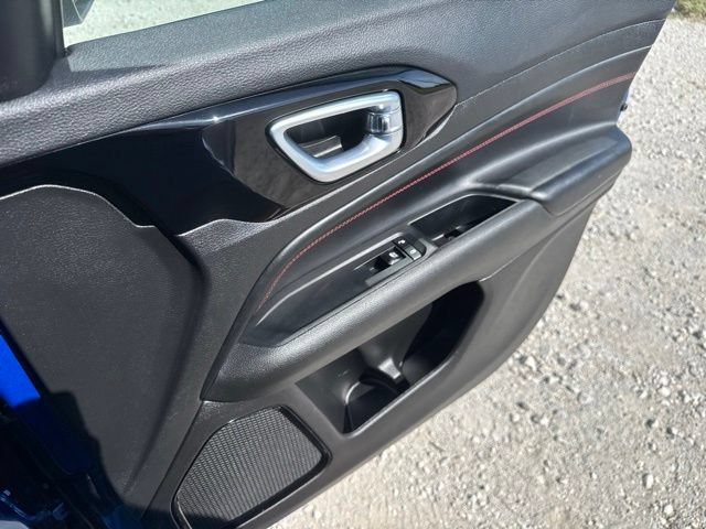Used 2024 Jeep Compass Trailhawk AWD/4WD image 19