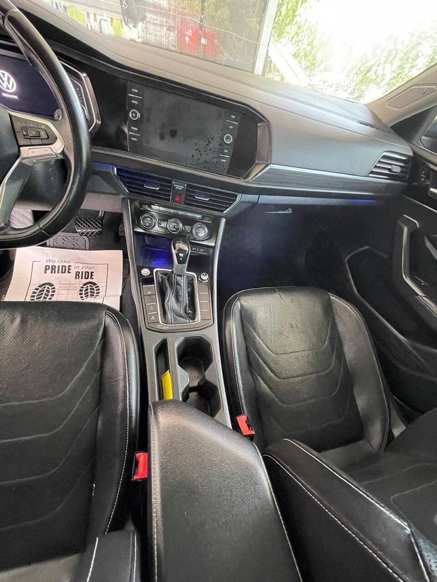 Used 2022 Volkswagen Jetta SEL FWD image 7