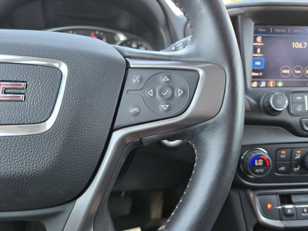 Used 2022 GMC Terrain AT4 AWD/4WD image 17
