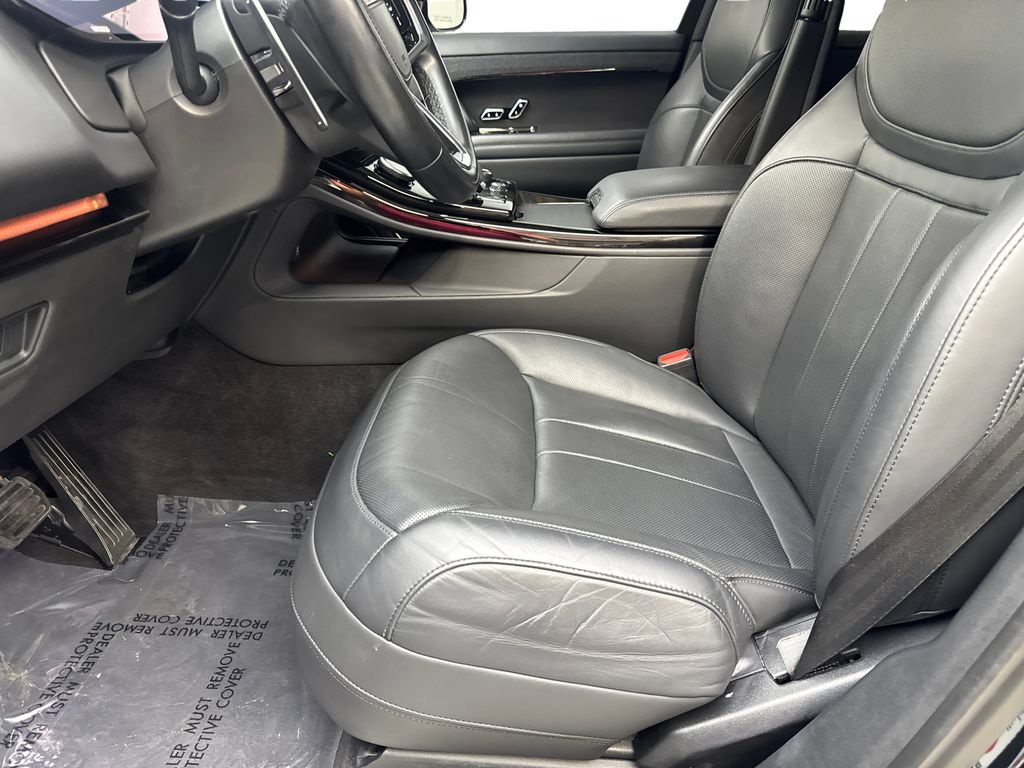 Used 2023 Land Rover Range Rover Sport SE AWD/4WD image 26
