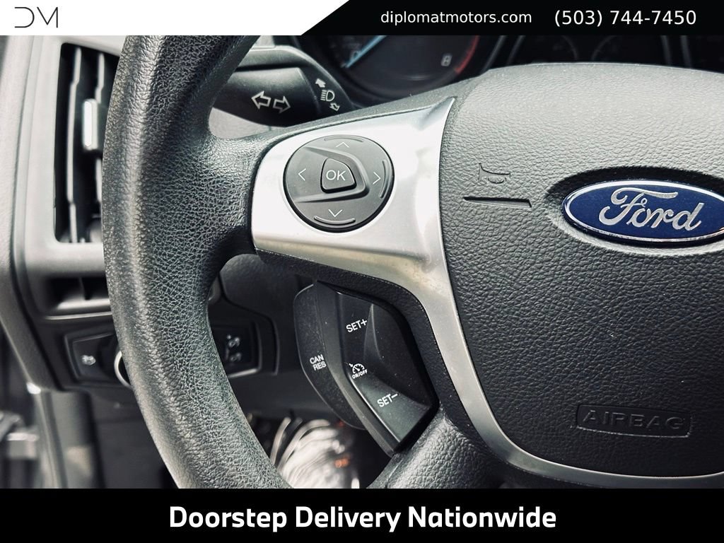 Used 2014 Ford Focus SE w/ SE Winter Package FWD image 28