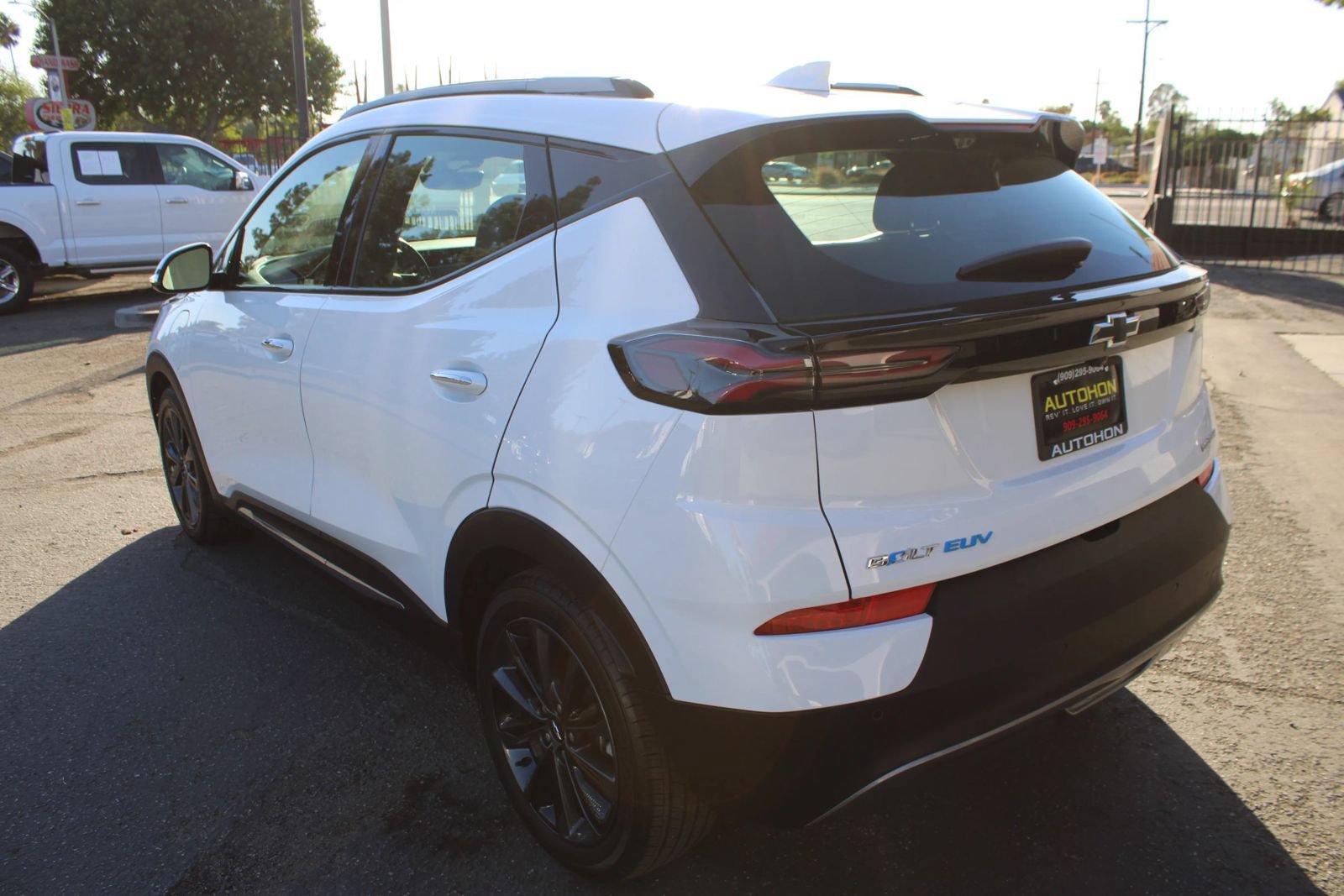 Used 2022 Chevrolet Bolt EUV Premier w/ Launch Edition FWD image 35