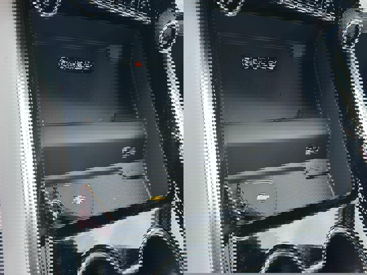 New 2026 Chevrolet Suburban Premier image 20