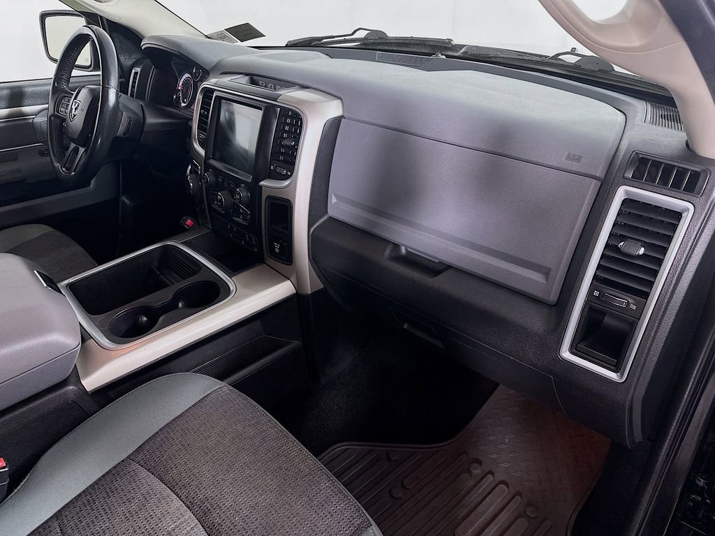 Used 2015 RAM 1500 Big Horn image 32
