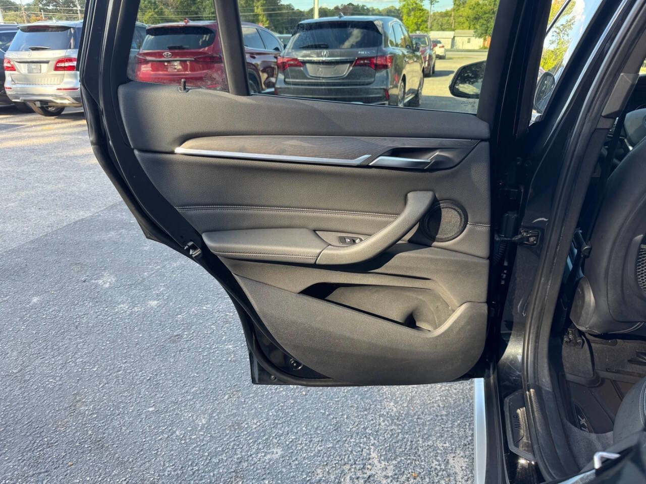 Used 2016 BMW X1 xDrive28i image 17