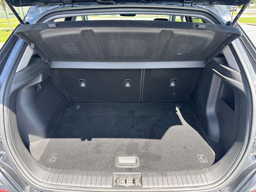 Used 2018 Hyundai Kona Limited AWD/4WD image 11