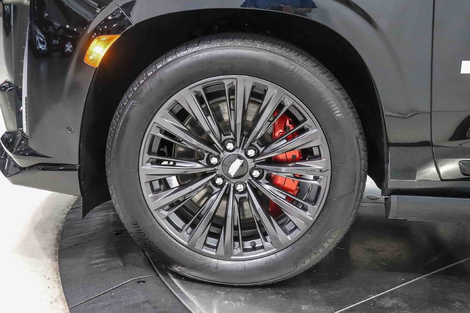 Used 2023 Cadillac Escalade V w/ LPO, ONYX Package AWD/4WD image 9