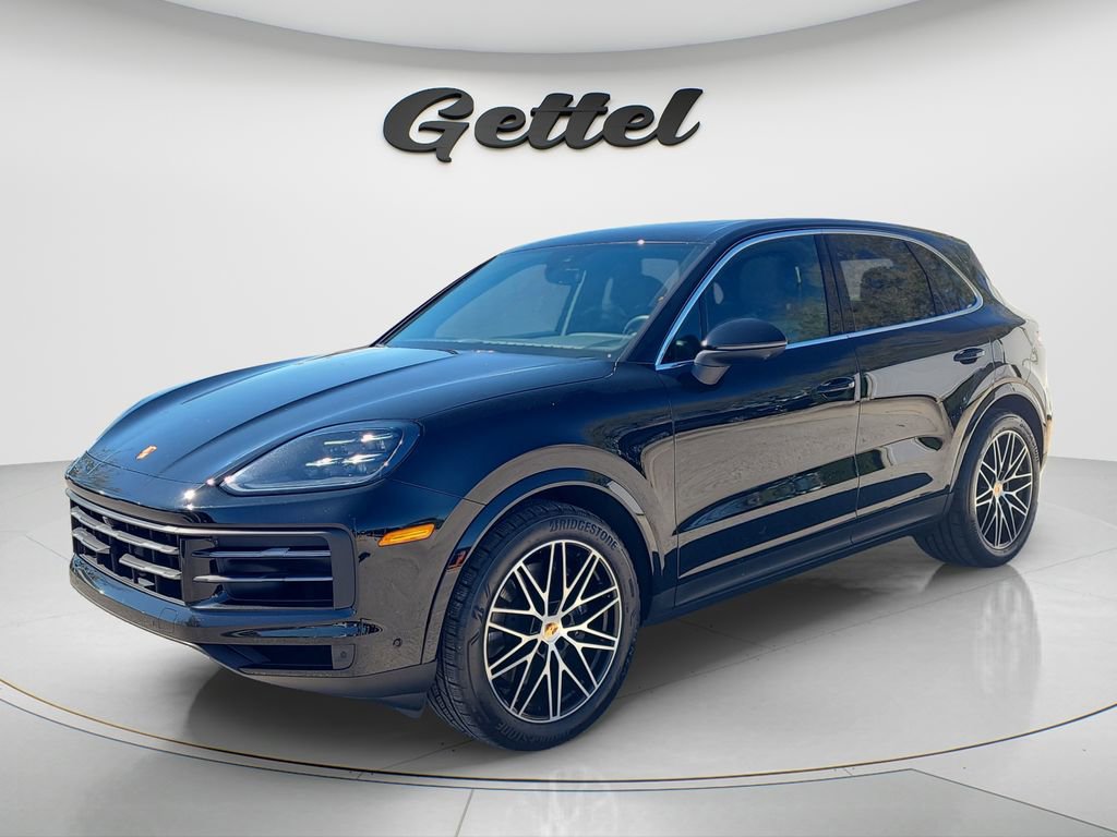 Used 2024 Porsche Cayenne AWD/4WD image 1