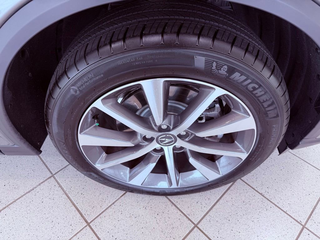 Used 2025 Acura MDX SH-AWD w/ Technology Package image 18