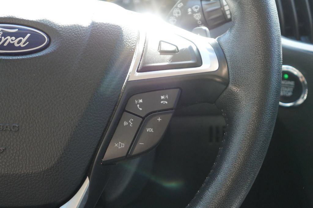 Used 2020 Ford Edge SEL w/ Convenience Package AWD/4WD image 16