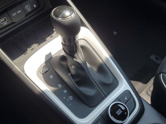 New 2026 Hyundai Venue SEL FWD image 31