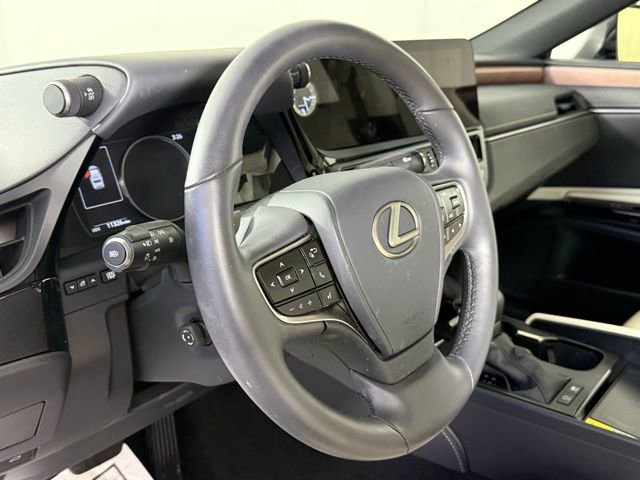 Certified 2025 Lexus ES 300h 300h w/ Premium Package image 17
