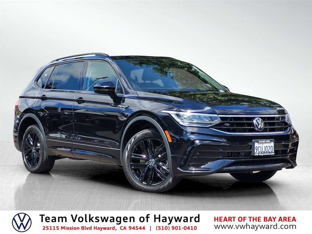 Certified 2022 Volkswagen Tiguan SE R-Line