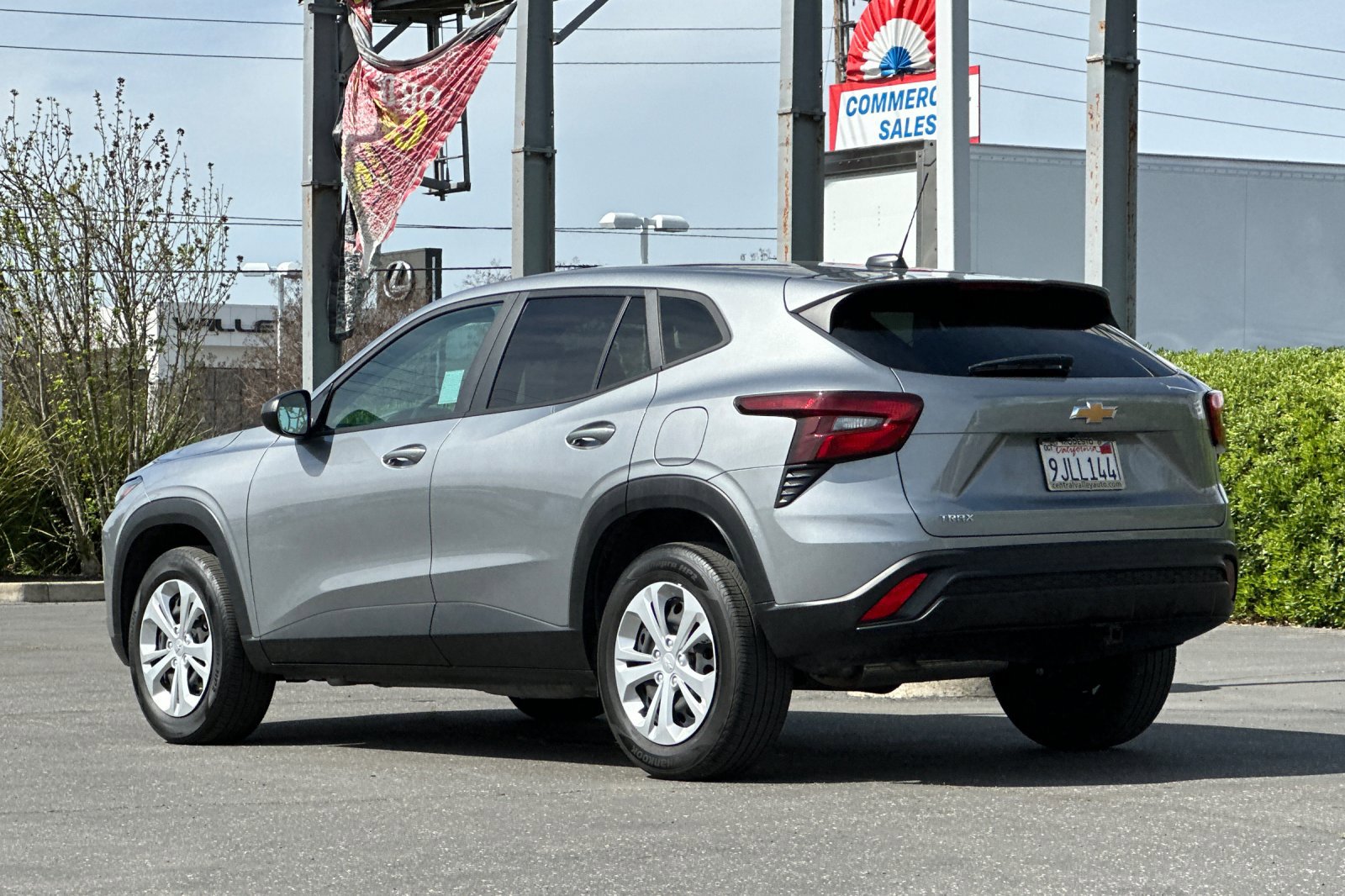 Used 2024 Chevrolet Trax LS w/ Driver Confidence Package image 6