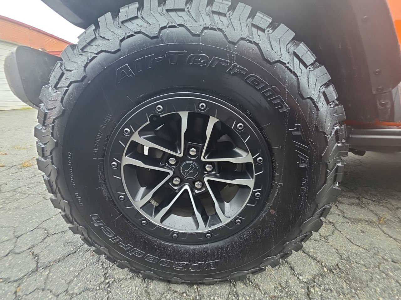 Used 2025 Jeep Wrangler Sport AWD/4WD image 37