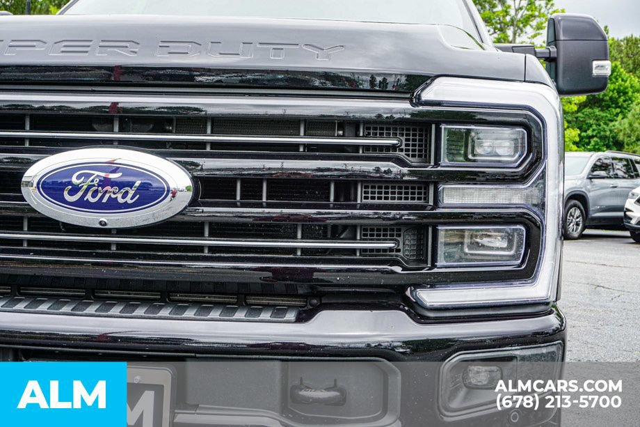 Used 2025 Ford F350 Platinum AWD/4WD image 11