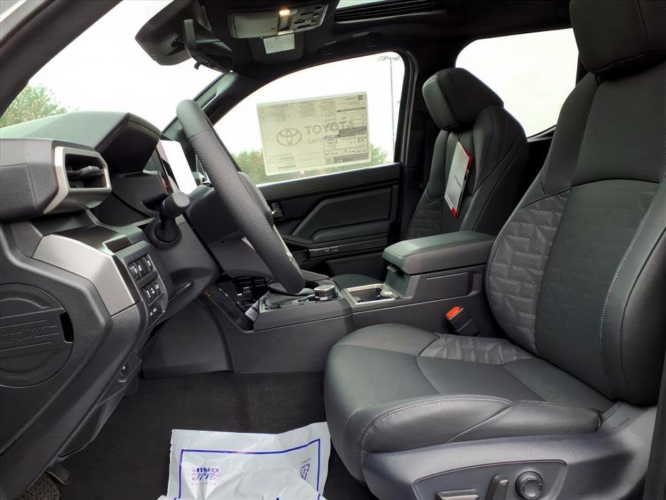 New 2025 Toyota Tacoma TRD Off-Road image 8