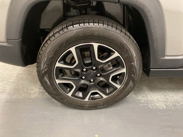 Used 2021 Jeep Compass Trailhawk AWD/4WD image 33