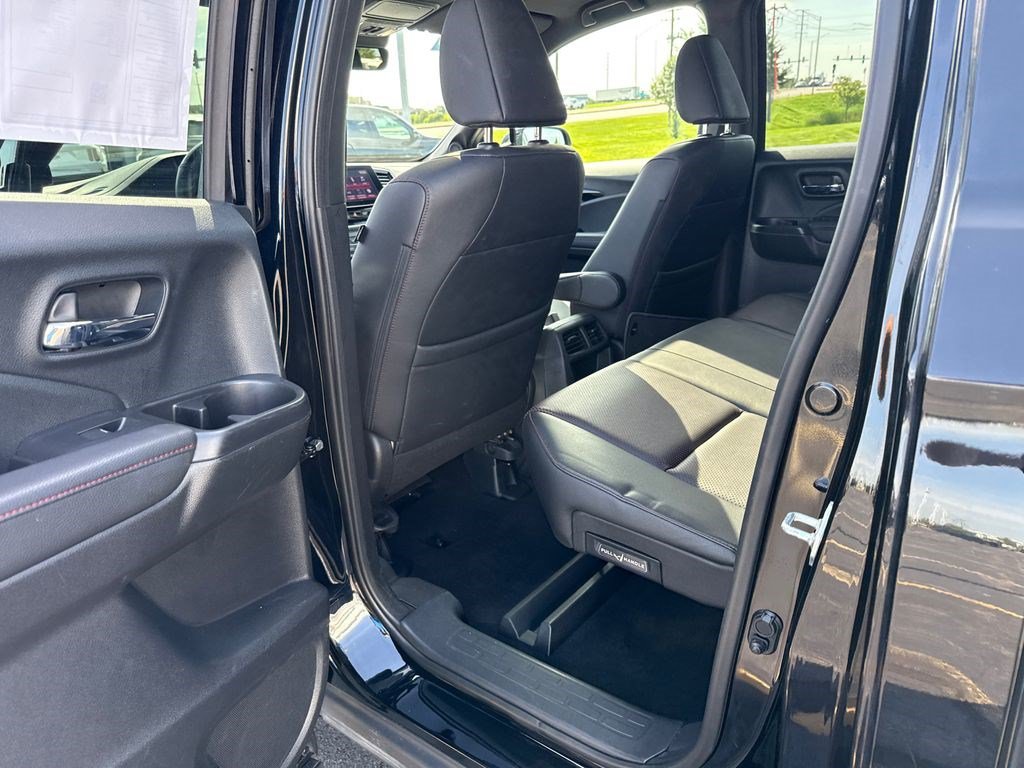 Certified 2023 Honda Ridgeline Black Edition image 16