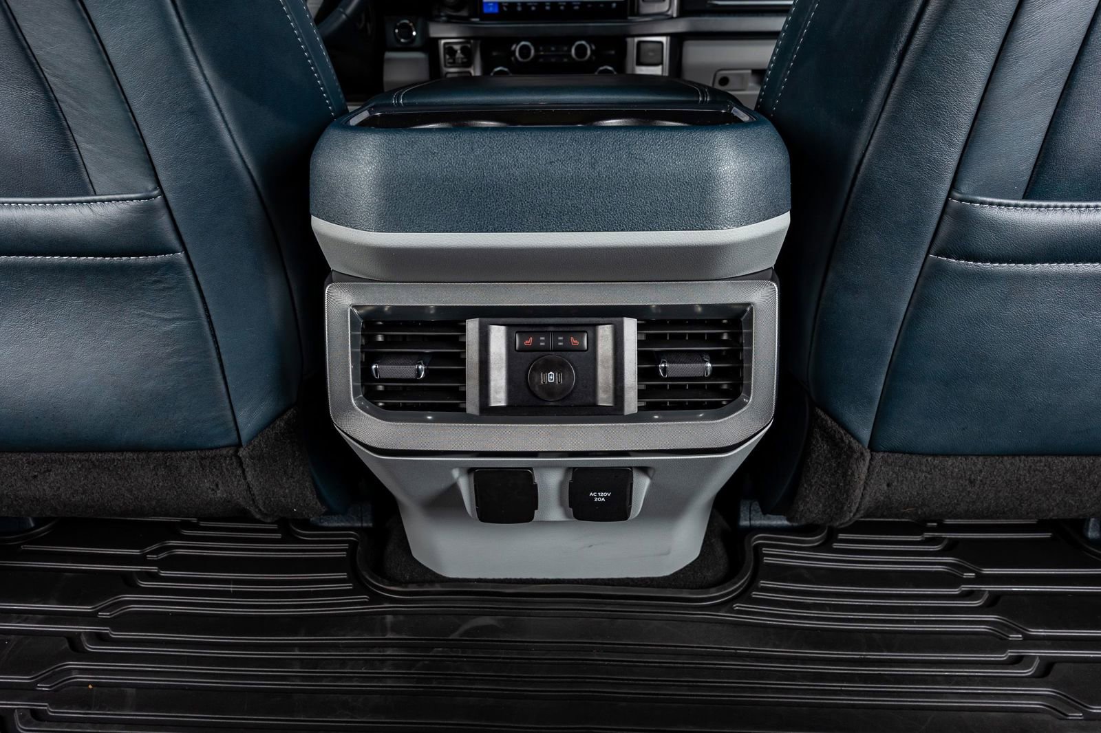 Used 2024 Ford F250 Limited w/ FX4 Off-Road Package image 33