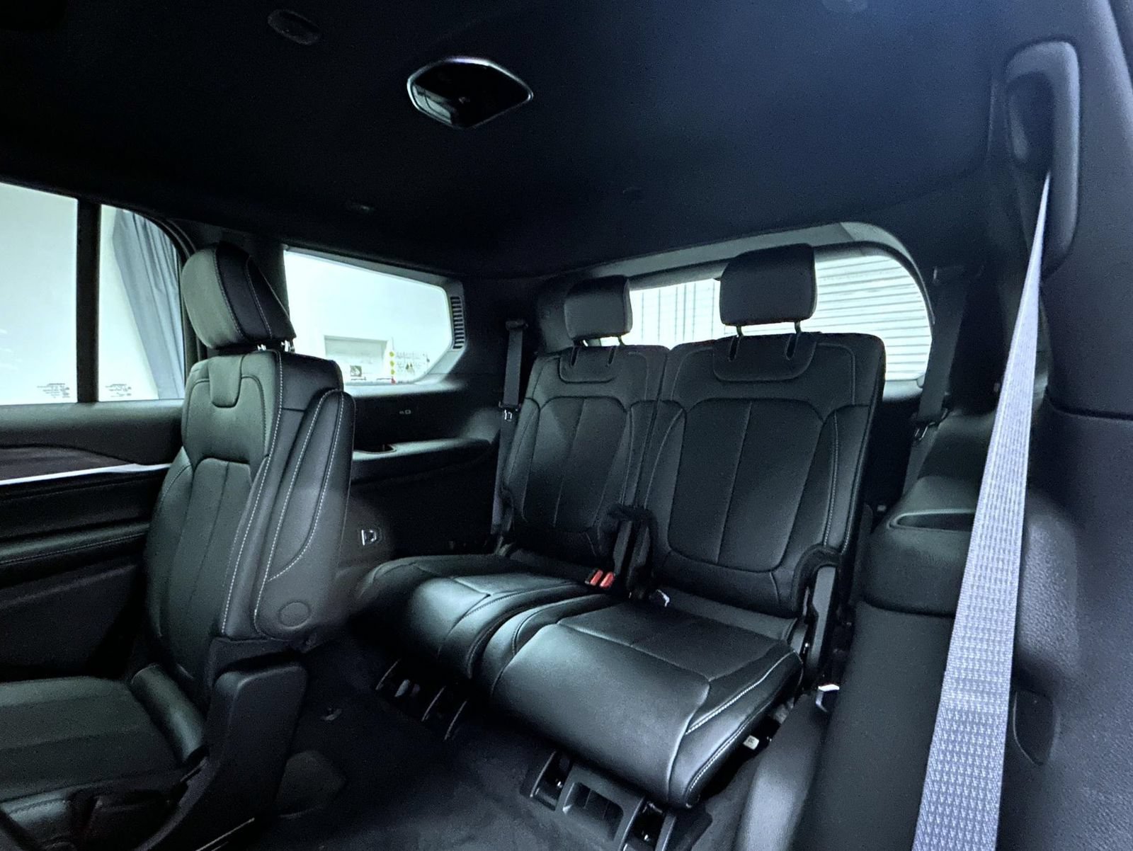 New 2026 Jeep Grand Cherokee L Limited AWD/4WD image 19