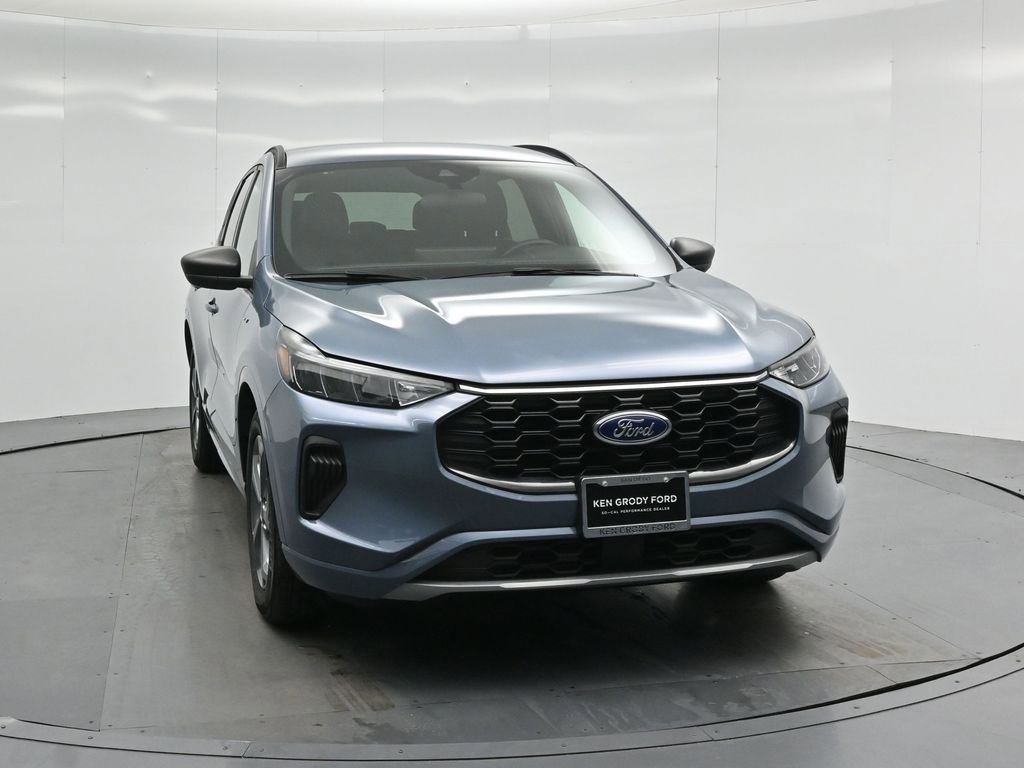 Certified 2023 Ford Escape ST-Line w/ Tech Pack #1 image 57