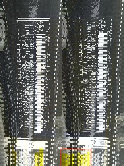 Used 2025 Toyota Camry SE image 35