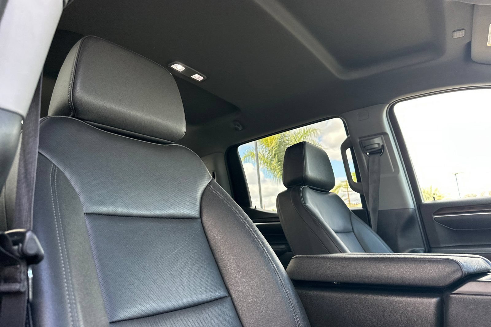 Used 2025 GMC Sierra 1500 SLT AWD/4WD image 20