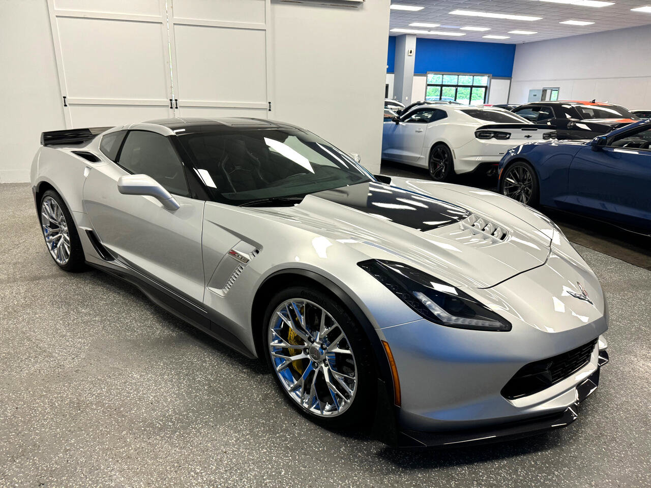 Used 2016 Chevrolet Corvette Z06 w/ 3LZ Preferred Equipment Group image 36