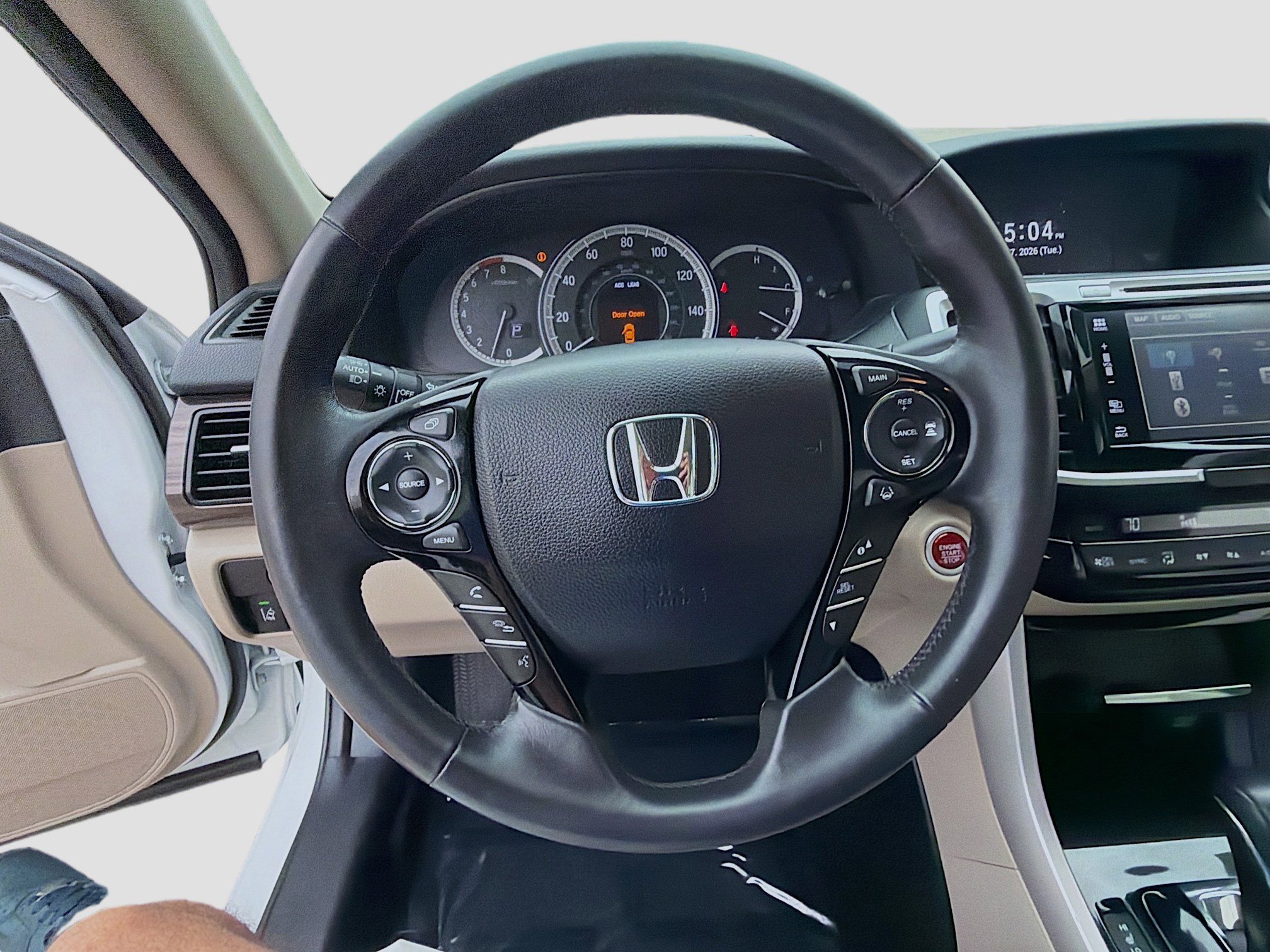 Used 2016 Honda Accord Touring image 10