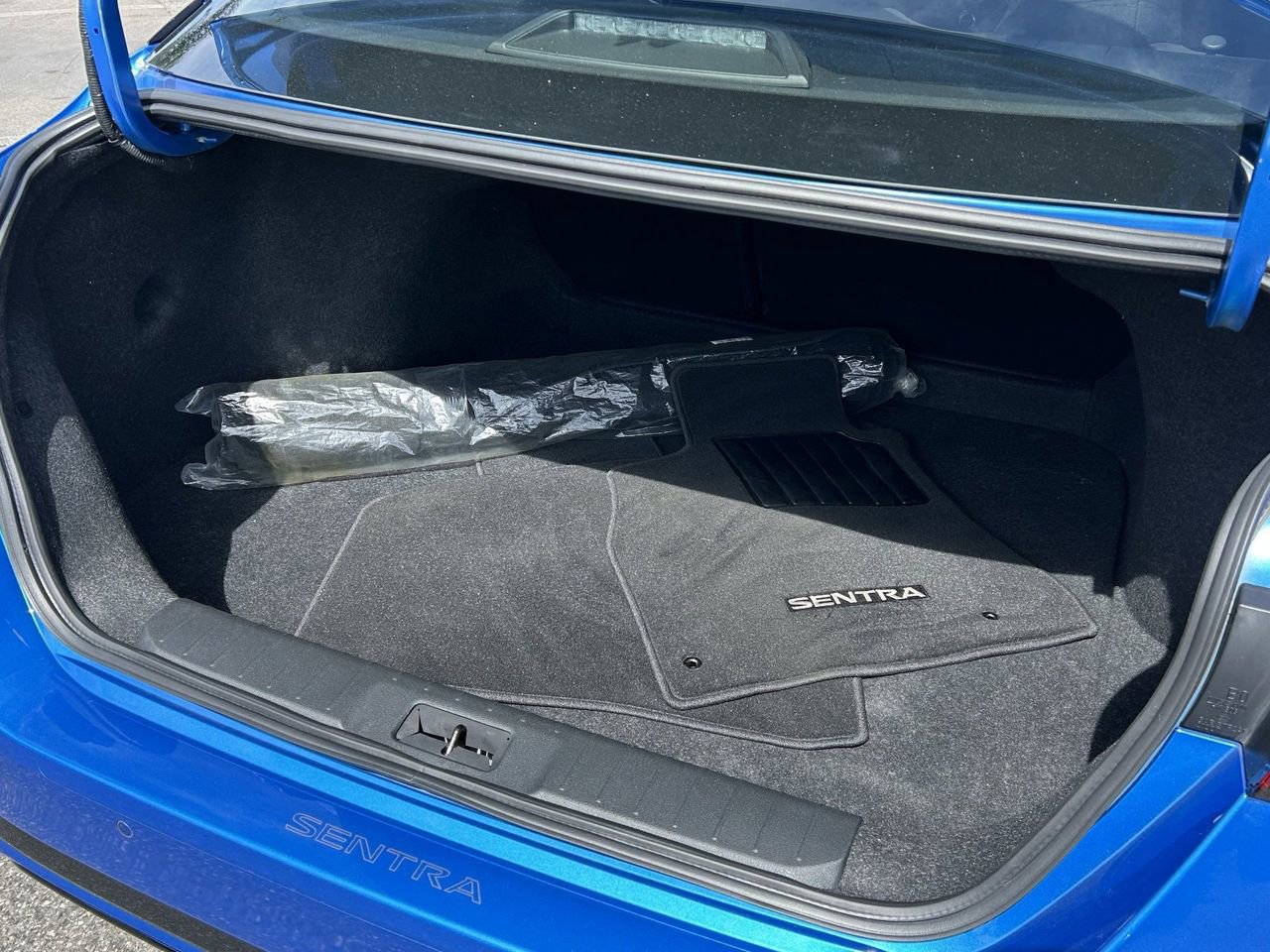 Certified 2024 Nissan Sentra SR image 13