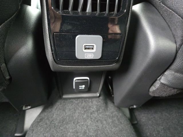 New 2026 Jeep Compass Limited w/ Sun, Sound & Navigation Group image 7