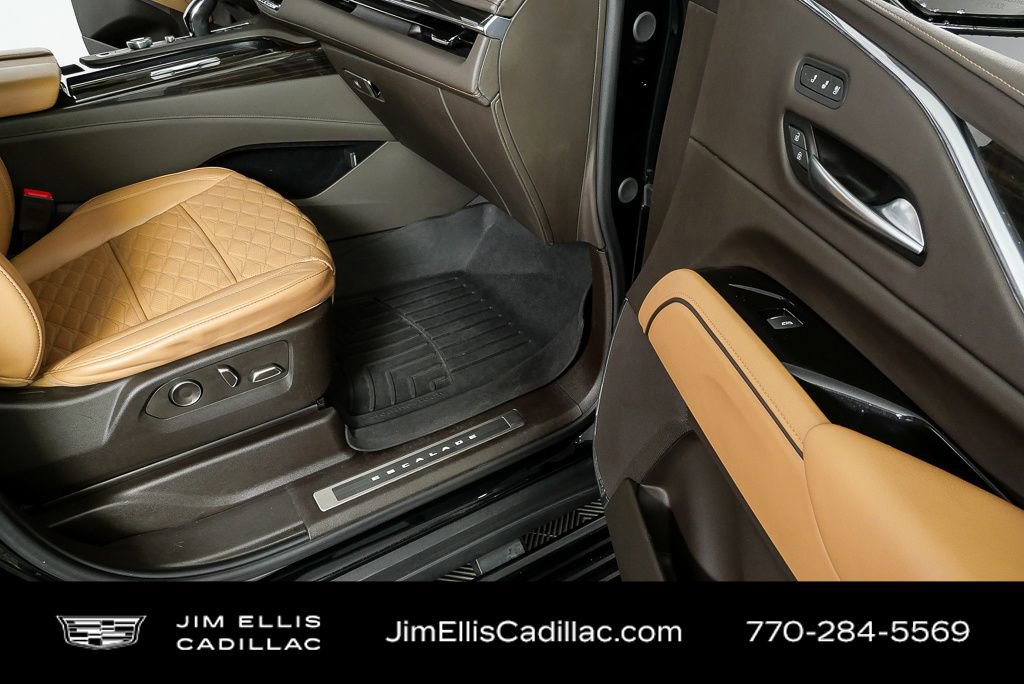 Used 2023 Cadillac Escalade Sport w/ LPO, ONYX Package image 27
