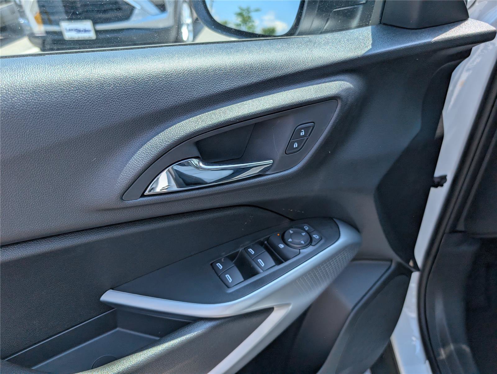 New 2026 Chevrolet Trax LS FWD image 15