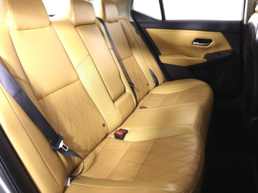 Used 2023 Nissan Sentra SV w/ SV Premium Package FWD image 38