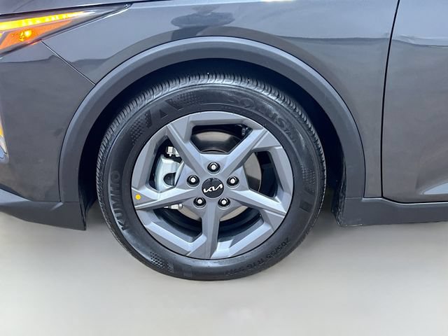 Certified 2025 Kia K4 FWD image 29