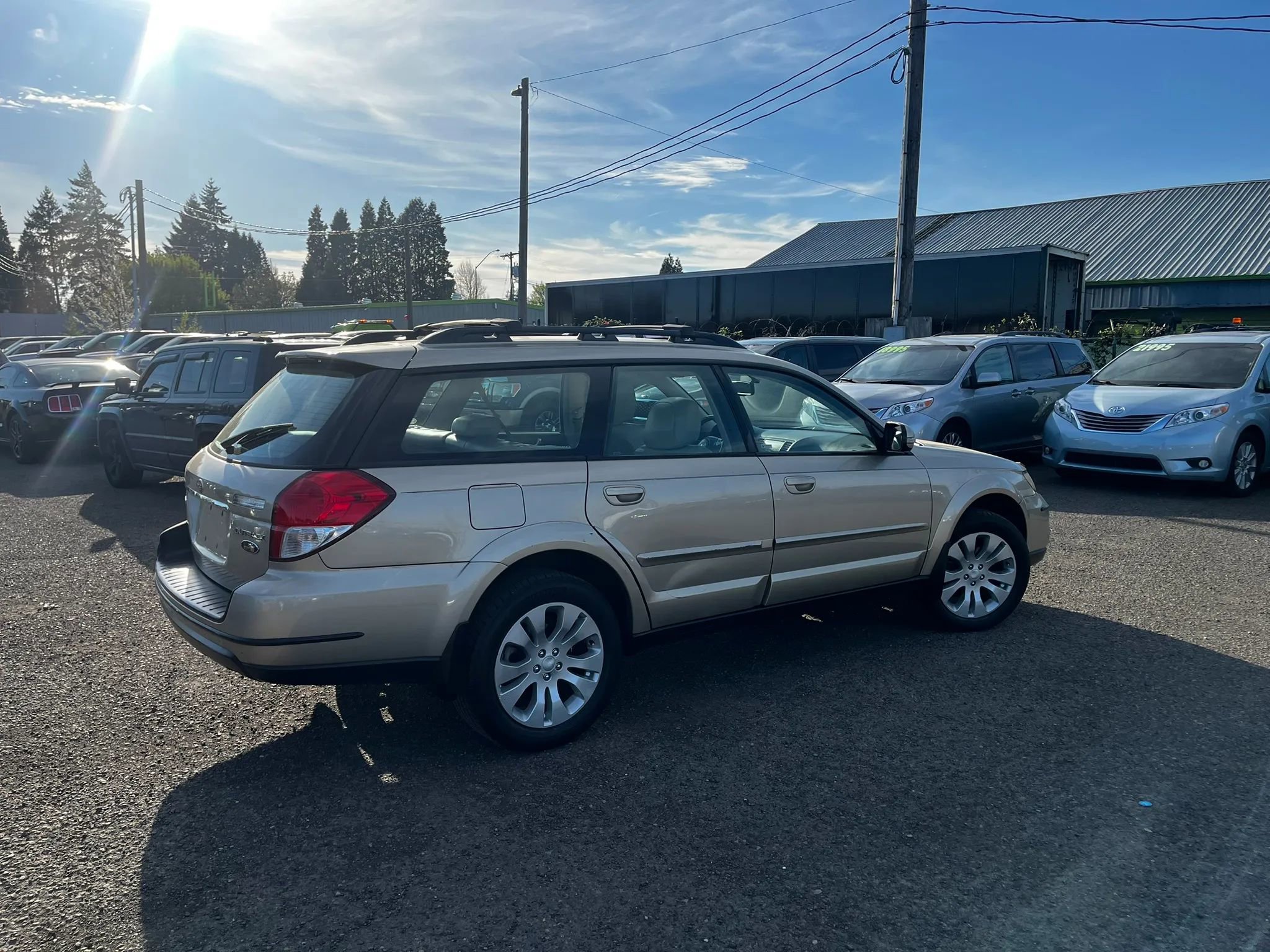 Used 2008 Subaru Outback 3.0R L.L. Bean AWD/4WD image 3