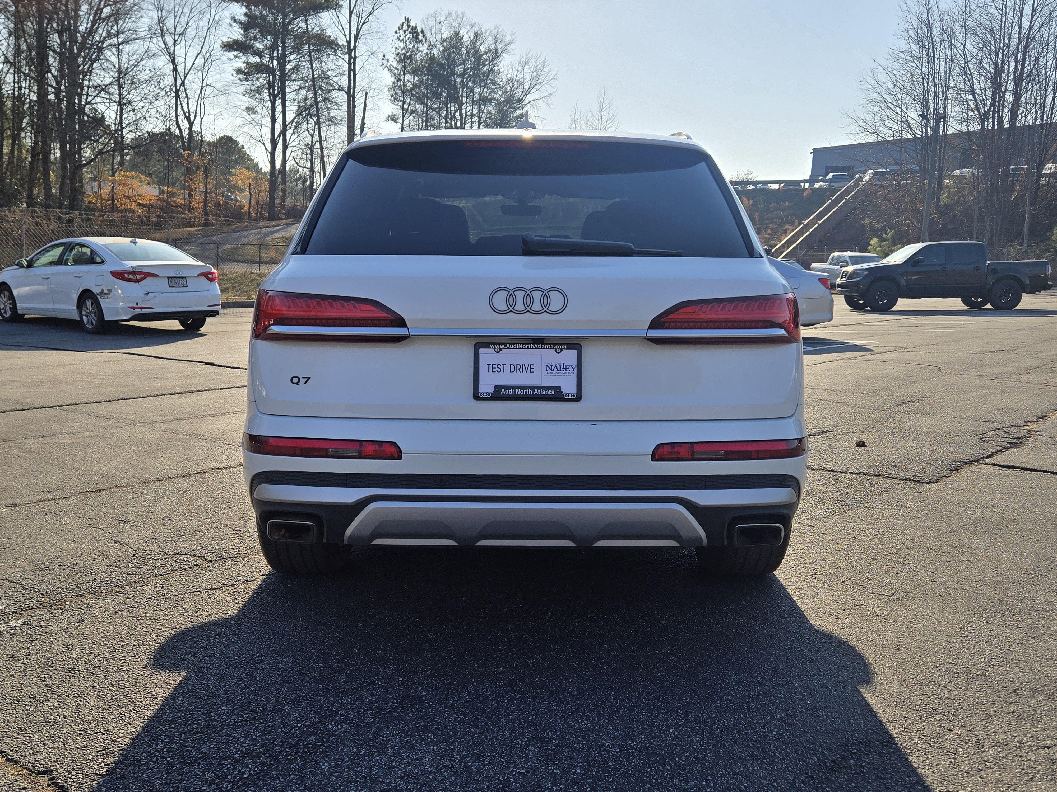 Used 2025 Audi Q7 3.0T Premium Plus image 4