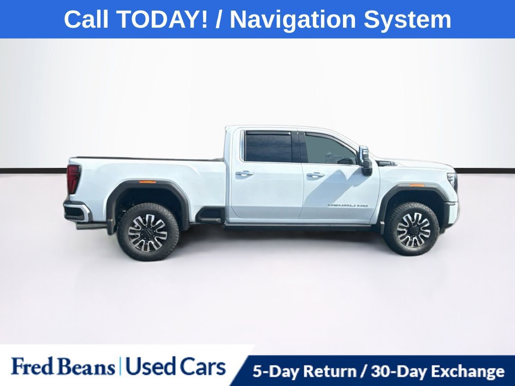 Certified 2026 GMC Sierra 2500 Denali Ultimate w/ Max Trailering Package AWD/4WD image 9