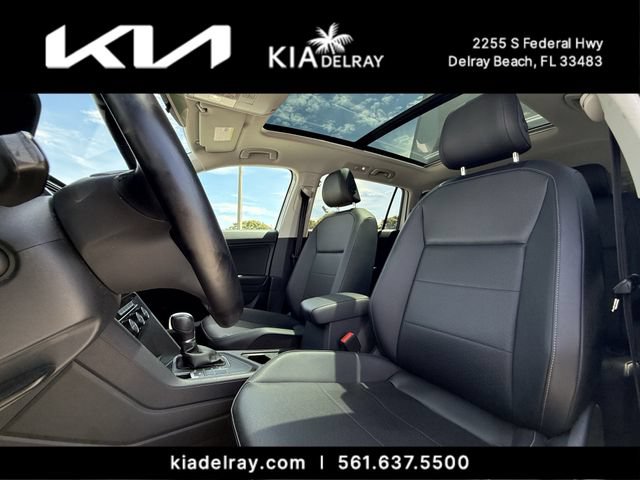 Used 2019 Volkswagen Tiguan SE w/ Panoramic Sunroof Package FWD image 19