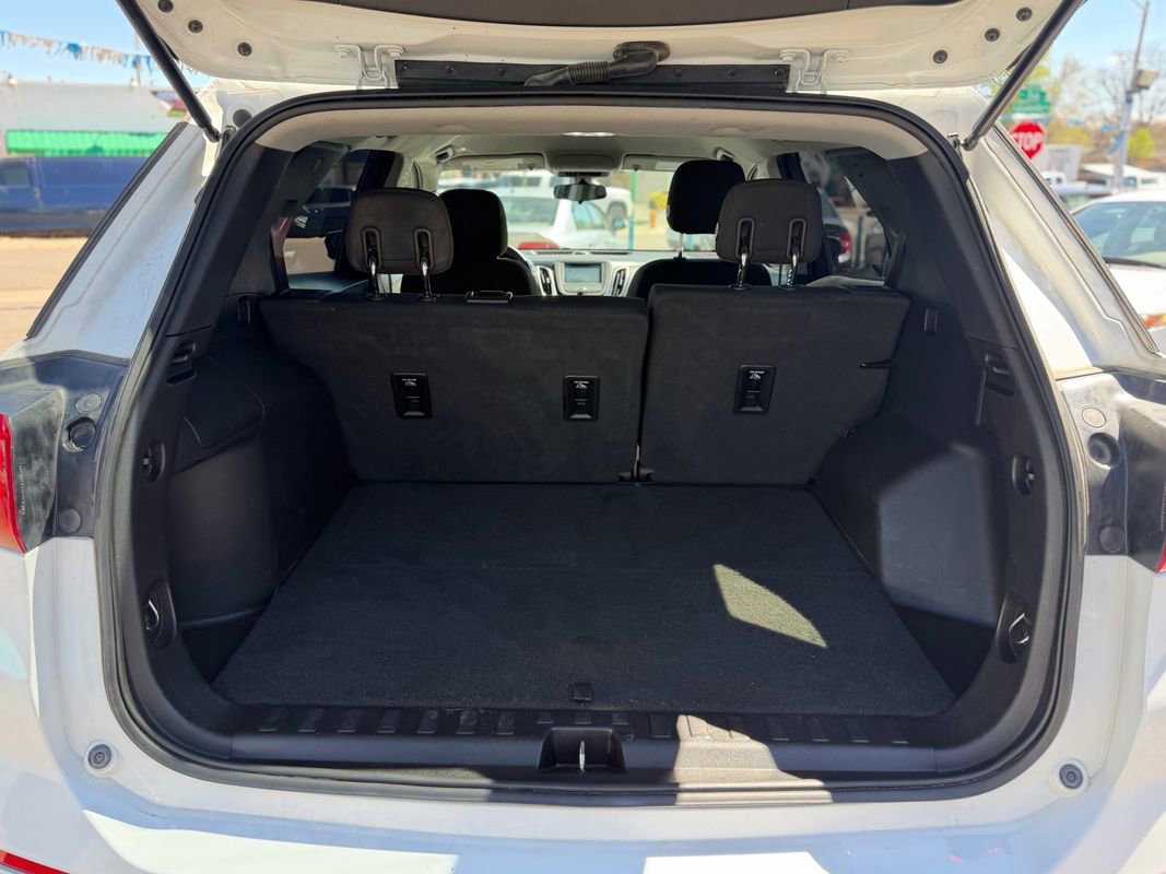Used 2018 Chevrolet Equinox LT AWD/4WD image 8