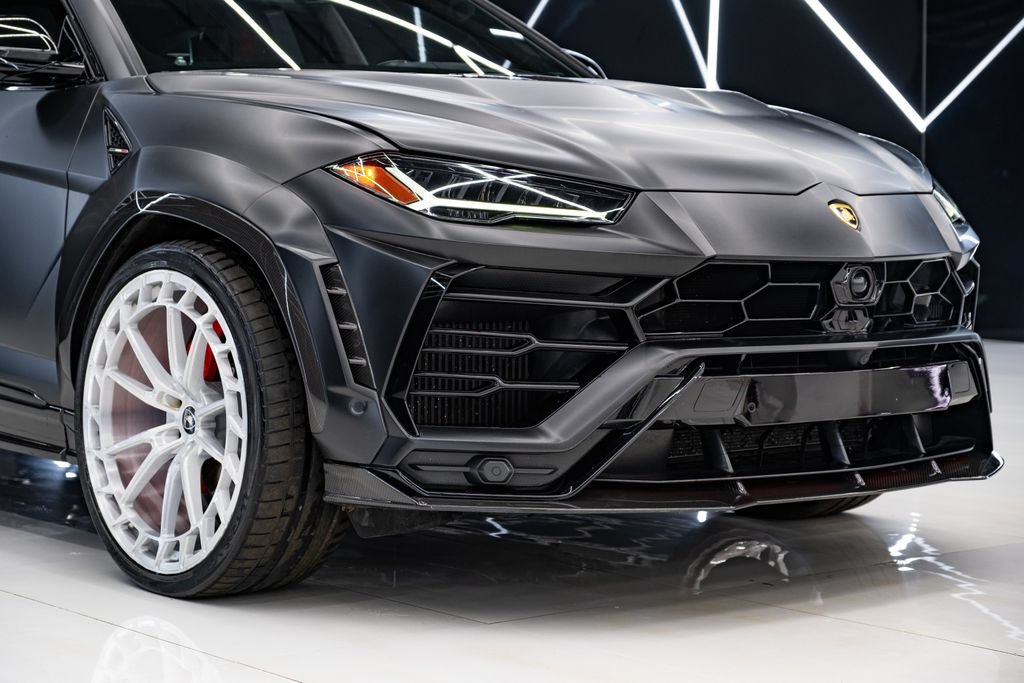 Used 2021 Lamborghini Urus AWD/4WD image 5
