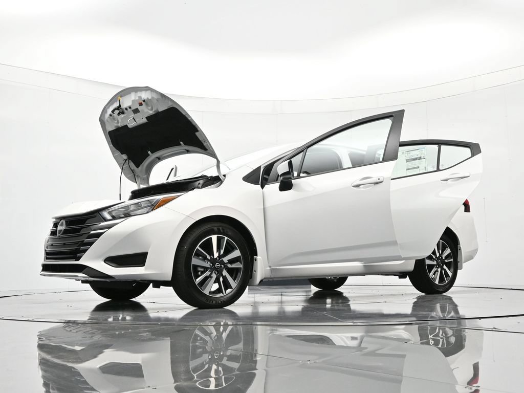 New 2025 Nissan Versa SV w/ Trunk Package FWD image 43