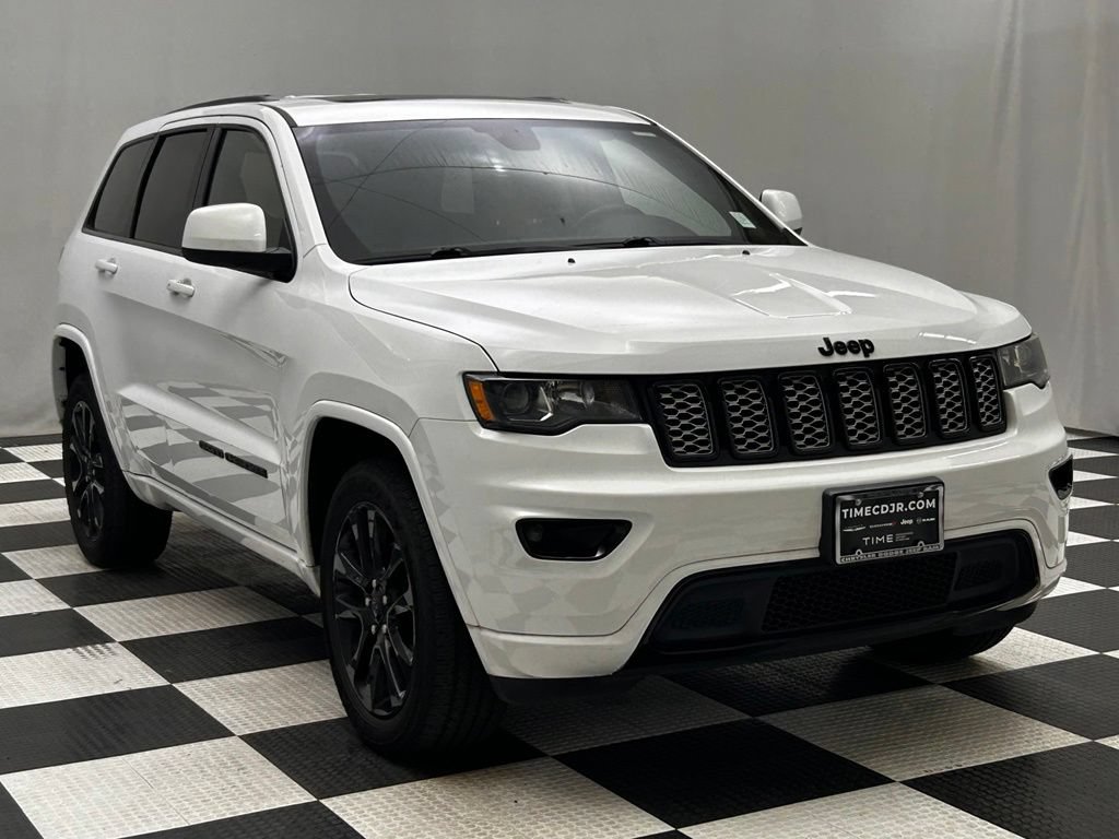 Certified 2020 Jeep Grand Cherokee Altitude AWD/4WD image 2